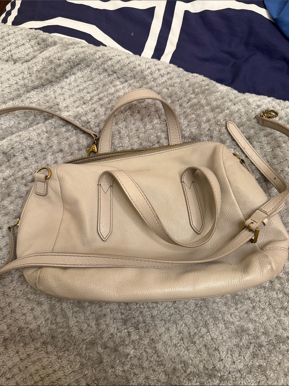 Fossil Light Beige Leather Satchel with Gold Hardware - Picture 3 of 4
